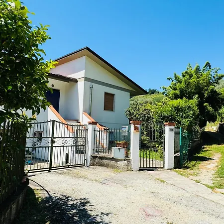 Apartment Casa Odry Massa (Tuscany)